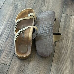 Women’s size 11 sandals